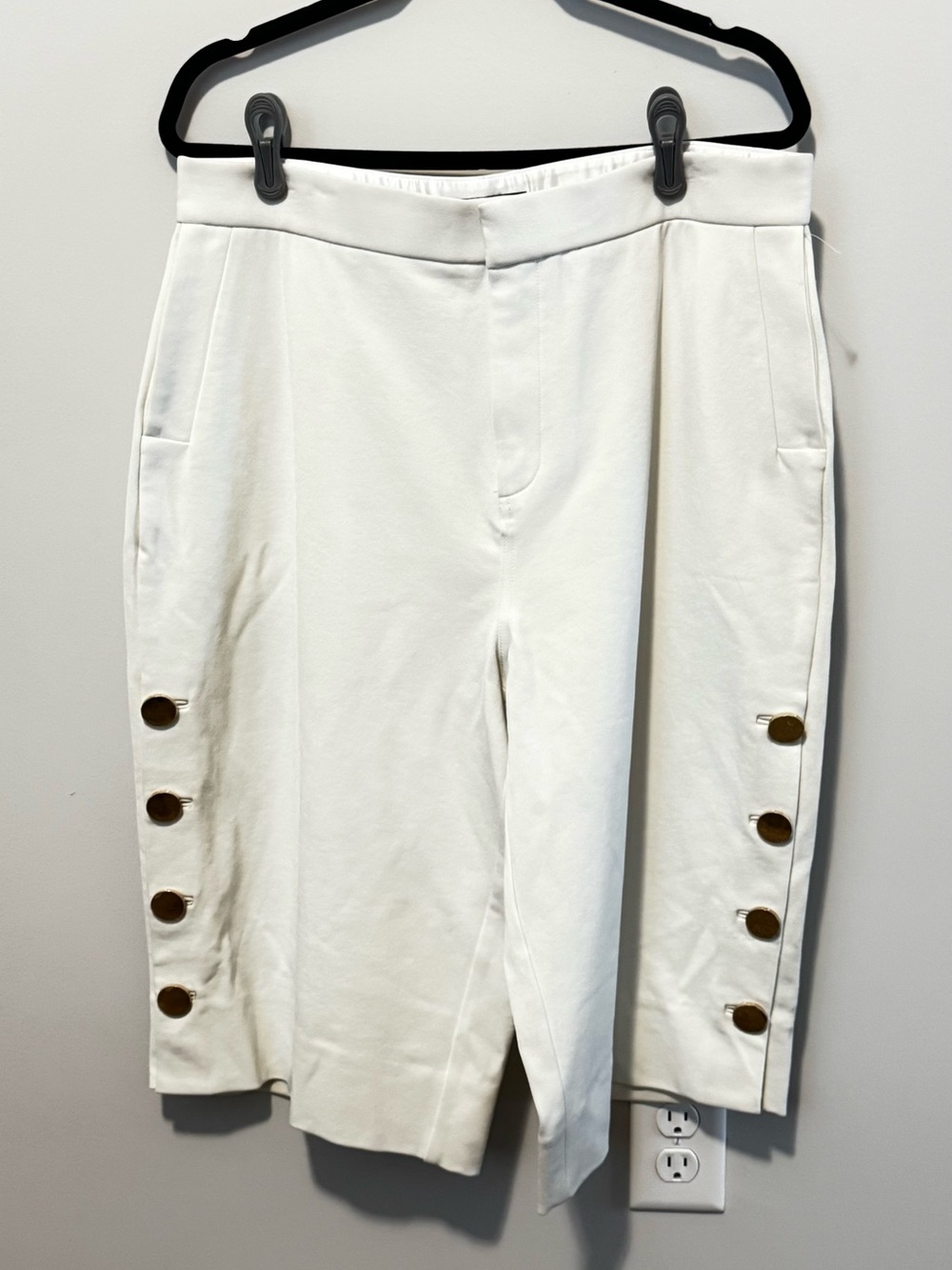 Pink Tartan White Wide Leg Cropped Culotte Pants Gold Button Detail Size 14 NWT